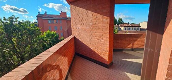 Appartamento con 6 locali in vendita in Bologna