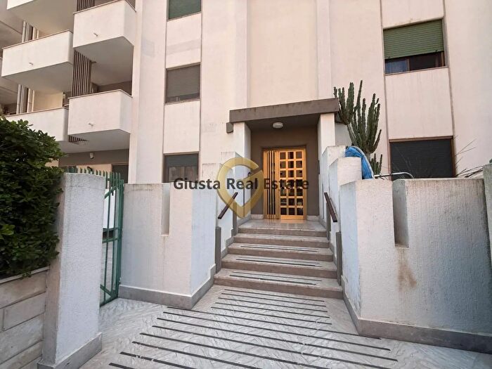 Appartamento quadrilocale in vendita in Via Achille Grandi, Brindisi