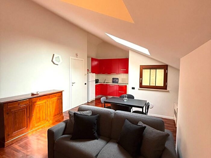 Casa bilocale in affitto in Via Alessandro Volta, San Carlo San Paolo, Rho