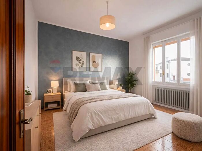 Appartamento quadrilocale in vendita in Via Marconi, Commessaggio