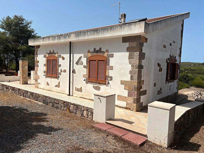 Casa con 5 locali in vendita in Località Sabino Snc, Carloforte