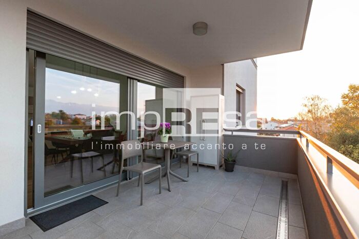 Appartamento trilocale in vendita in Via Cappuccini, Pordenone