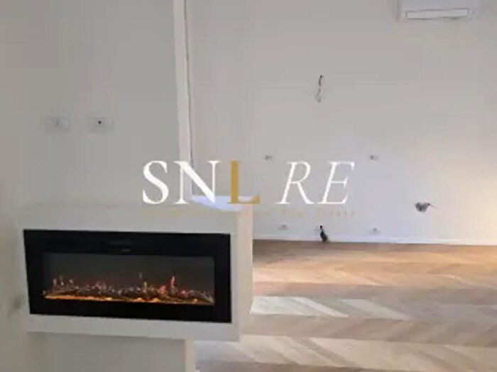 Casa con 6 locali in vendita in Viale Edmondo De Amicis, Firenze