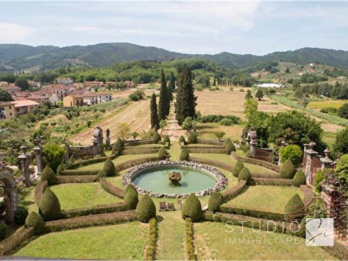 Appartamento con 5 locali in vendita in Via Chiassetto, Serravalle Pistoiese