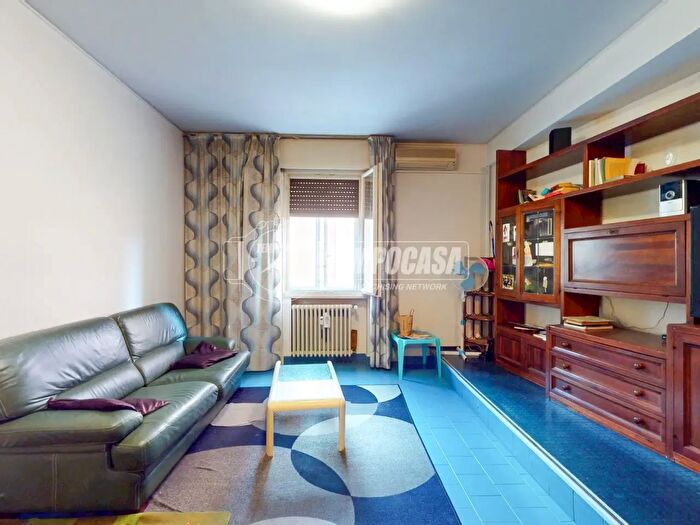 Appartamento bilocale in vendita in Via Fratelli Rosselli, Mantova