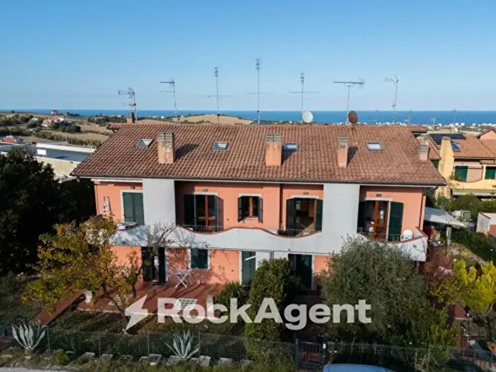 Appartamento bilocale in vendita in Via degli Ulivi, San Costanzo