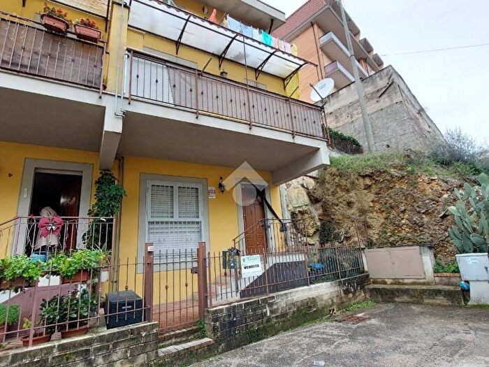 Casa trilocale in affitto in Via sicilia, Centro, Alatri