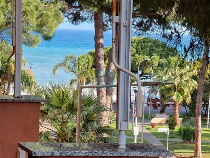 Appartamento bilocale in vendita in Vico della Madonna, San Bartolomeo Al Mare