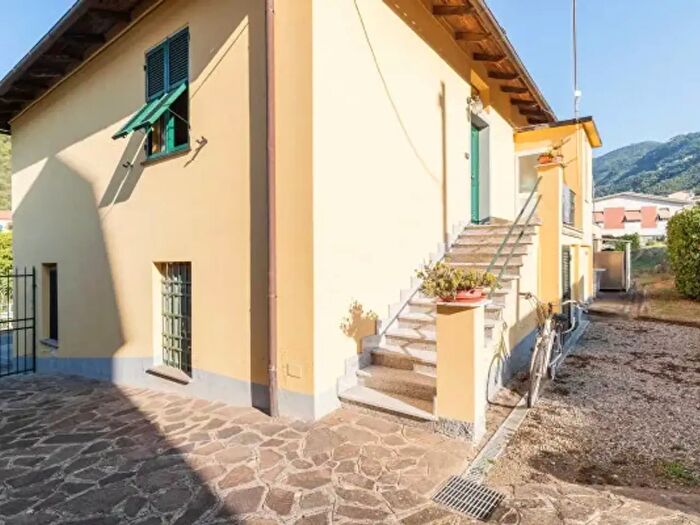 Appartamento con 5 locali in vendita in Levanto