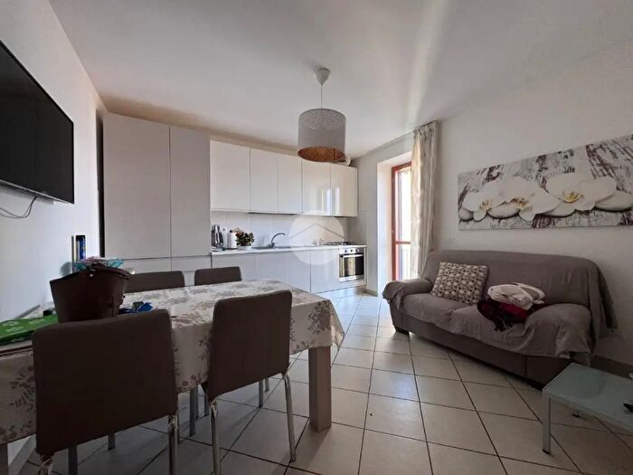 Appartamento trilocale in vendita in Via SantAngelo, LAquila