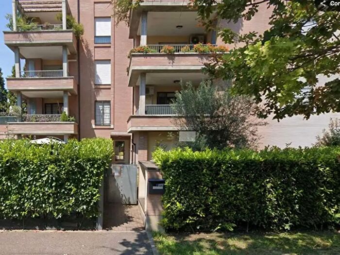 Appartamento con 6 locali in vendita in Reggio Emilia