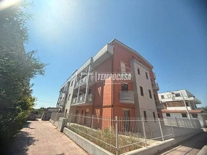 Appartamento trilocale in vendita in Viale Virgilio, Foggia