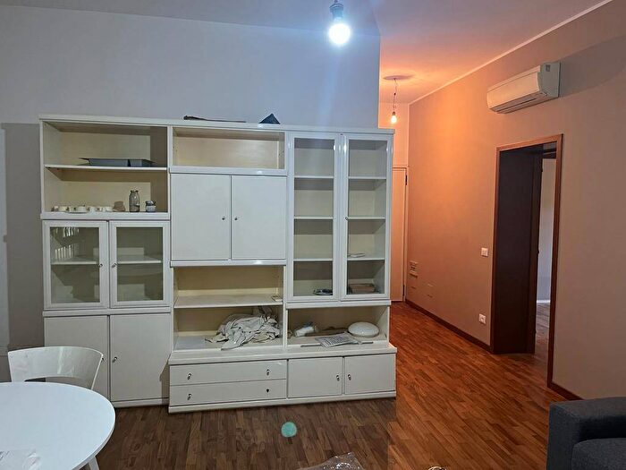 Appartamento quadrilocale in affitto in Via Monte Sabotino, Sant'Agnese Università, Modena