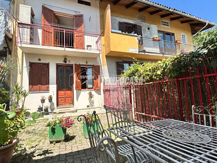 Casa trilocale in affitto in Casale Pagnò, Graglia