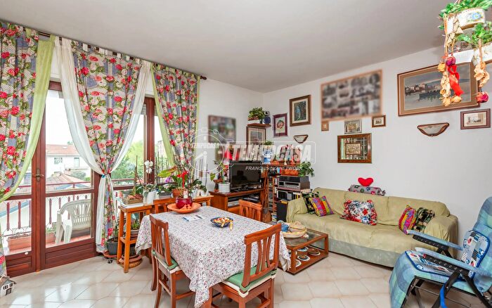 Appartamento quadrilocale in vendita in Via Luigi Crivello, Chieri