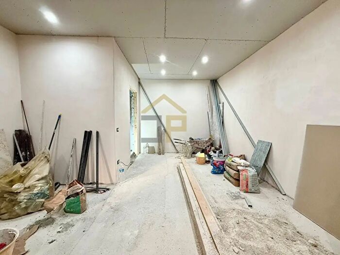 Casa con 6 locali in vendita in Via Gambino, Borgetto