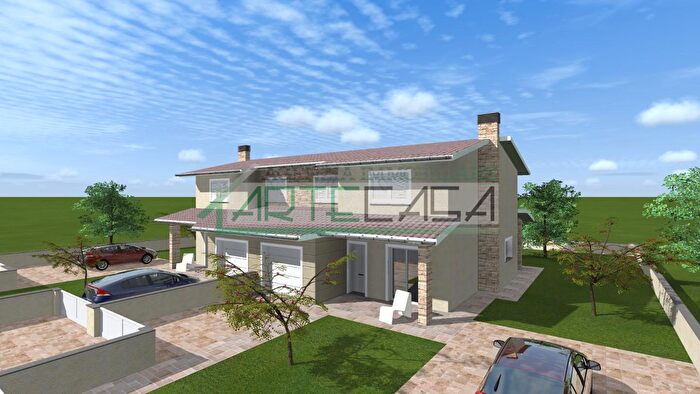 Casa con 5 locali in vendita in Santa Maria A Monte