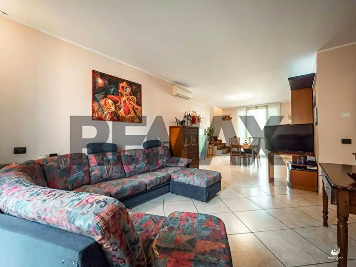 Appartamento con 6 locali in vendita in Fidenza