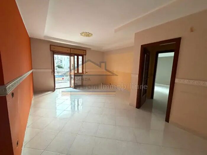 Appartamento trilocale in vendita in Via San Vito, Giugliano In Campania