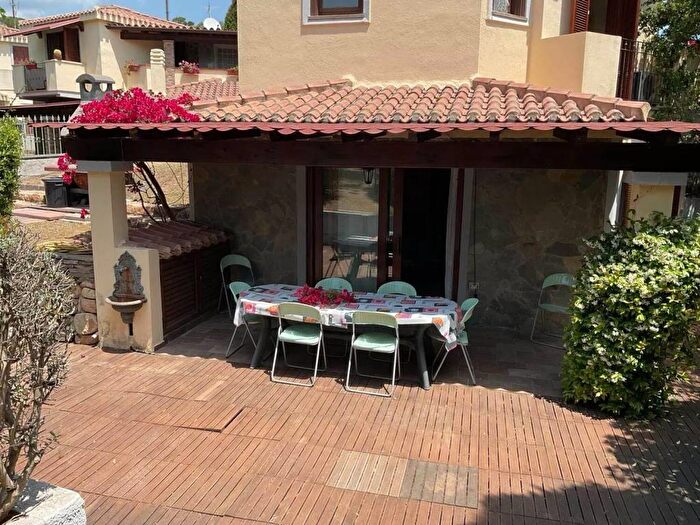 Appartamento quadrilocale in affitto in Centro, Domus De Maria