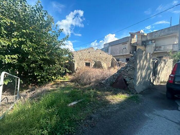 Casa in vendita in Stretto Pezzanave, Barcellona Pozzo Di Gotto