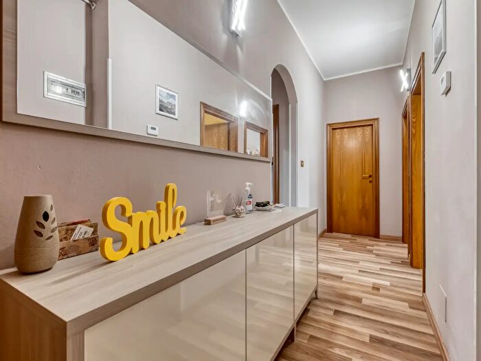 Appartamento quadrilocale in vendita in Via Carlo Carli, Bologna