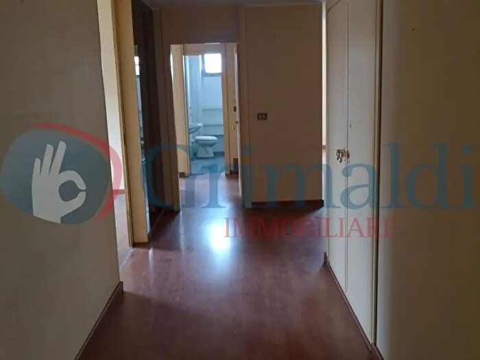 Appartamento trilocale in affitto in Via Giuseppe Frua, Milano