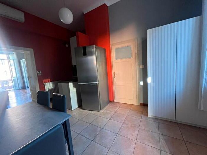 Appartamento bilocale in affitto in Via Garigliano, Milano