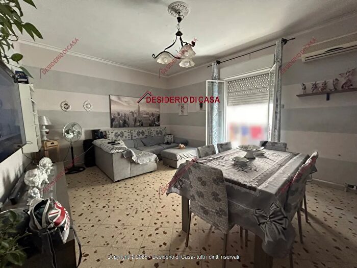 Appartamento quadrilocale in vendita in Via Perpignano, Palermo