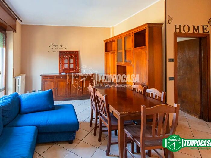 Appartamento quadrilocale in vendita in Via Don Minzoni, Bellinzago Novarese