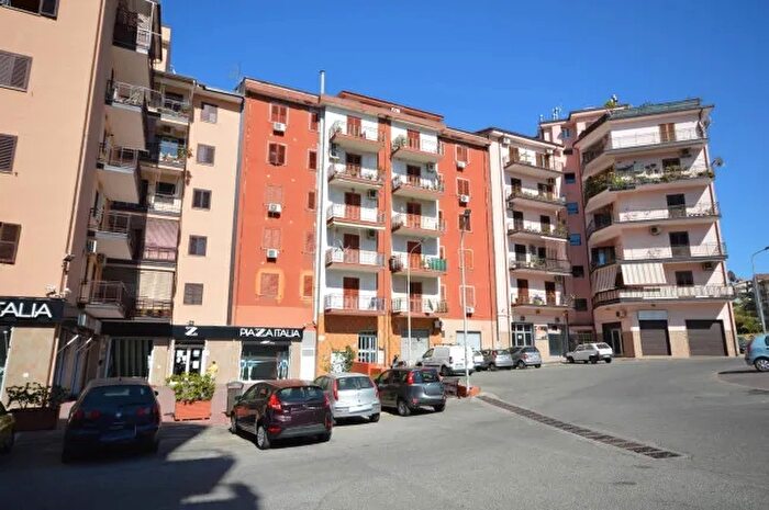 Appartamento trilocale in vendita in CoriglianoRossano Piazza Dante, CoriglianoRossano