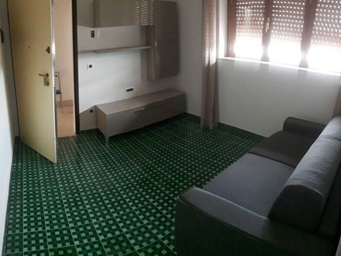 Appartamento bilocale in affitto in Via Alessandro Volta, Sant'Antonio, Pontecagnano Faiano