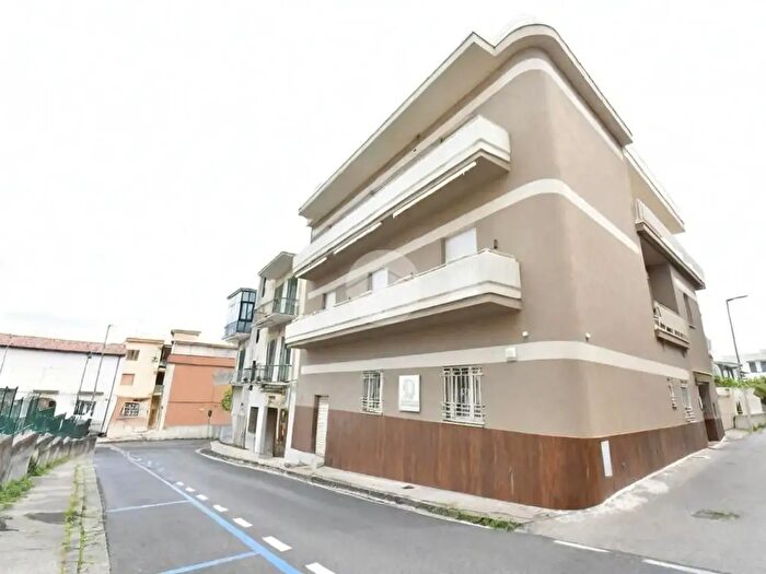 Appartamento con 5 locali in vendita in Traversa Casaraia, Somma Vesuviana