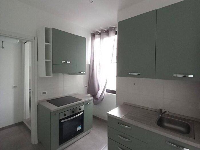 Appartamento monolocale in affitto in Via Col di Lana, Como Sole, Como