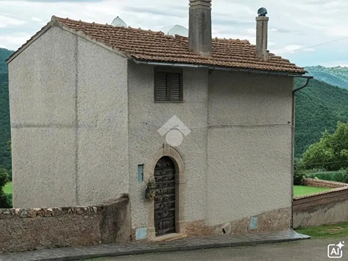 Appartamento trilocale in vendita in Via Mameli, Bomarzo