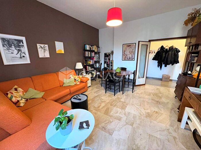 Appartamento quadrilocale in vendita in Via Aurelio Saffi Pal, Bologna