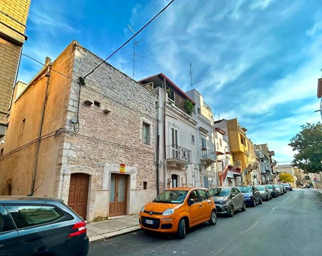 Casa con 6 locali in vendita in Indirizzo Via Papa Giovanni XXIII, Sannicandro Di Bari