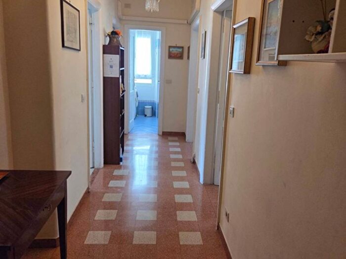 Appartamento trilocale in affitto in VIA SAN TOMMASO D ACQUINO, Piazzale degli Eroi, Roma