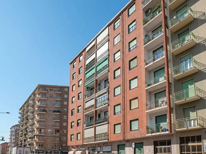 Appartamento bilocale in vendita in Via Monginevro, Torino