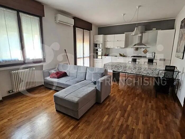 Appartamento bilocale in affitto in Via Sandrini, Legnago