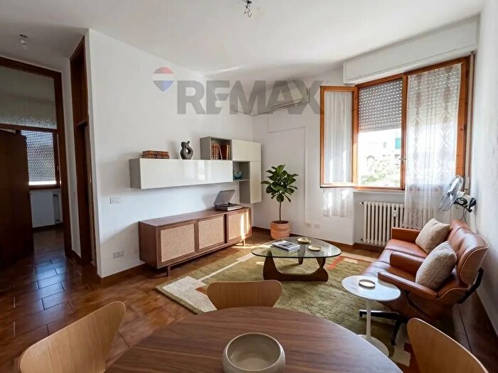 Appartamento bilocale in vendita in Via Sant'Anna, Solaro