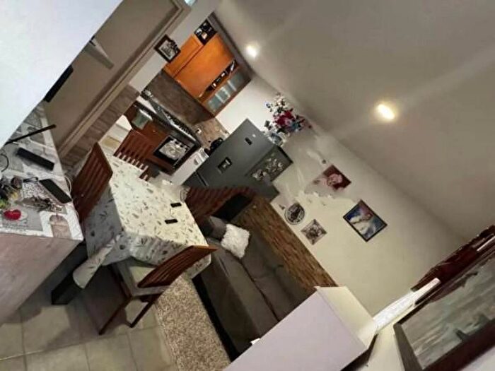 Casa bilocale in vendita in Via Indipendenza, Lascari