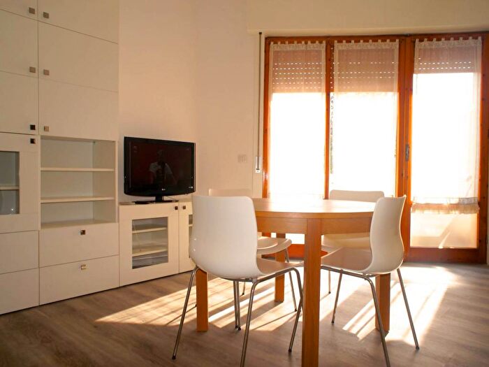 Appartamento trilocale in affitto in Via Indipendenza, Centro, San Vincenzo