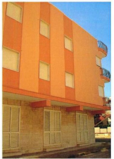 Appartamento con 6 locali in vendita in Via Rinascimento, Melendugno