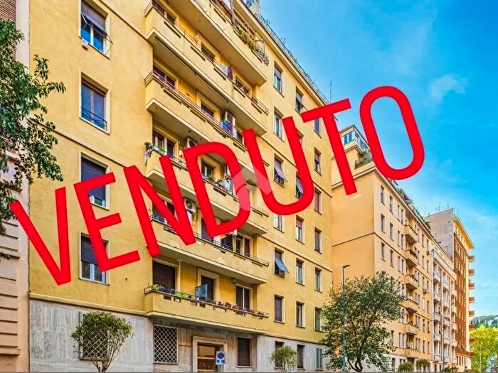 Appartamento trilocale in vendita in Via Augusto Riboty, Roma