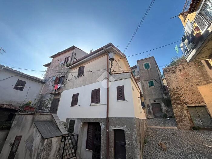 Appartamento bilocale in vendita in Via Garibaldi, Rocca Priora