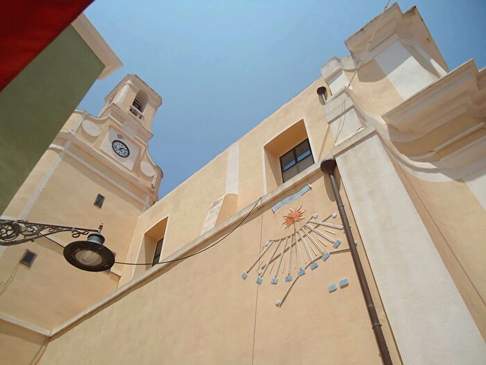 Appartamento con 5 locali in vendita in Salita Santa Cristina, Carloforte