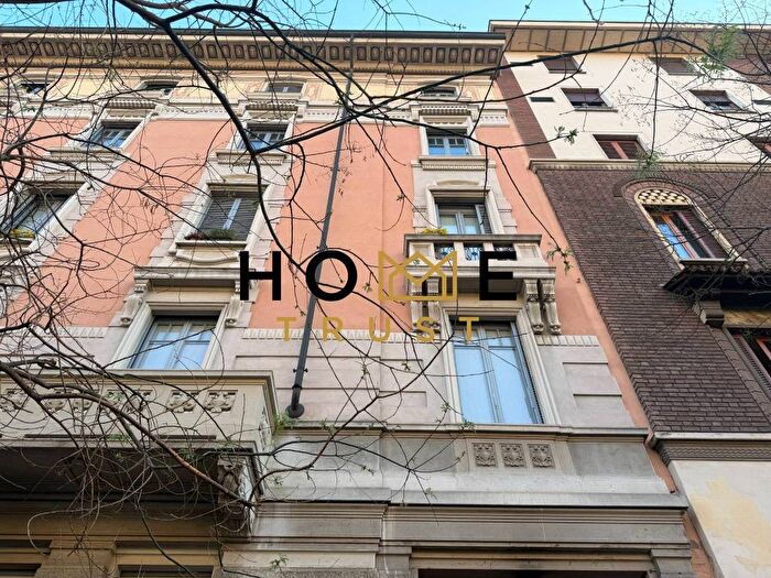 Appartamento trilocale in affitto in Via Andrea Palladio, Porta Romana Medaglie dOro, Milano