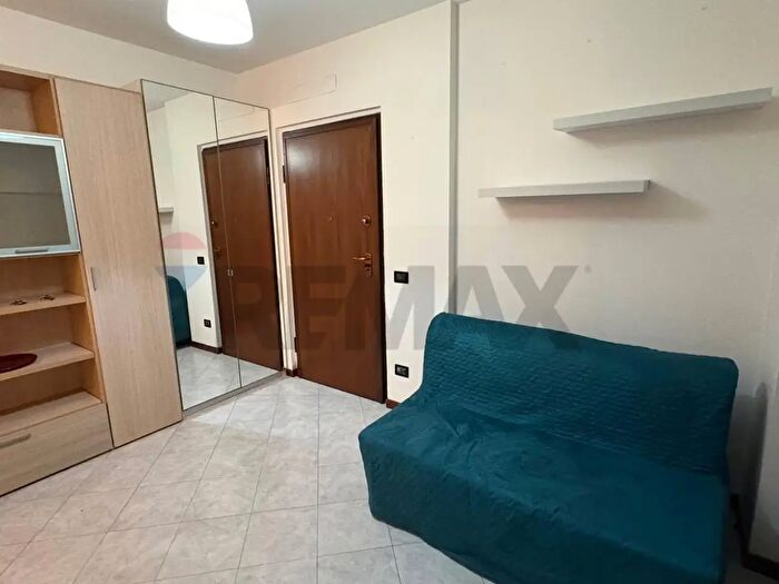 Appartamento monolocale in affitto in Via Signorelli, Garbagnate Milanese