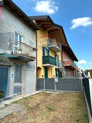 Appartamento bilocale in vendita in Via Lemen, Almenno San Salvatore